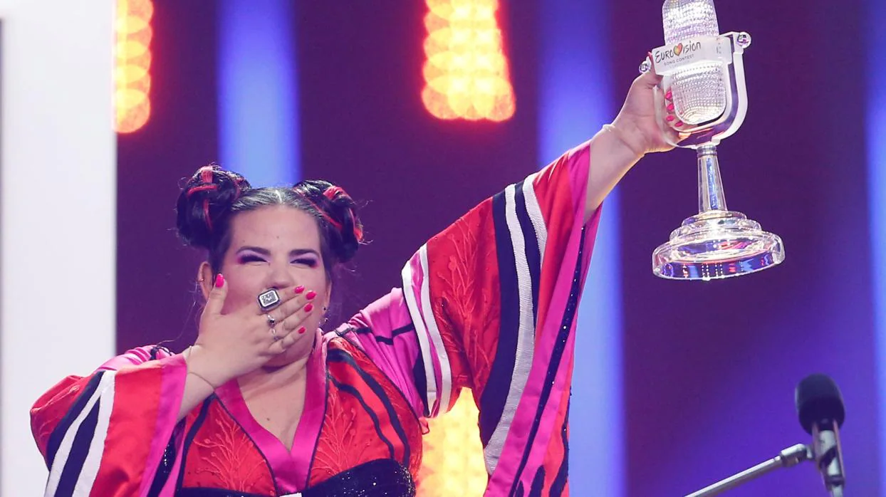 Netta, tras su victoria en Eurovisión 2018 con «Toy»