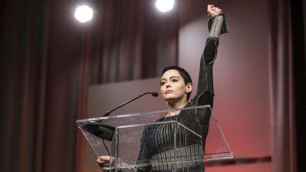 La actriz Rose McGowan, hombre del año para la revista «GQ»