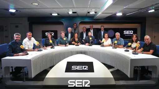 El nuevo equipo de «Cadena SER» en la presentación de la temporada