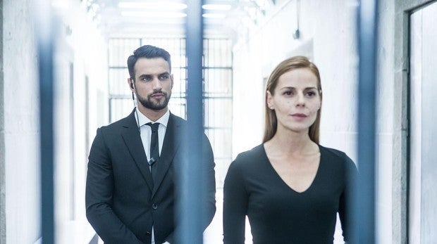 De las cloacas de la política a la pasión romántica: Así es «Secretos de Estado»