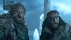 Tormund y Beric, sorprendidos por el ataque de los Caminantes al Muro