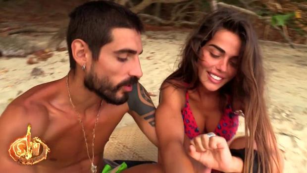 El último gran exceso de «Supervivientes»: emite imágenes de Fabio y Violeta teniendo sexo