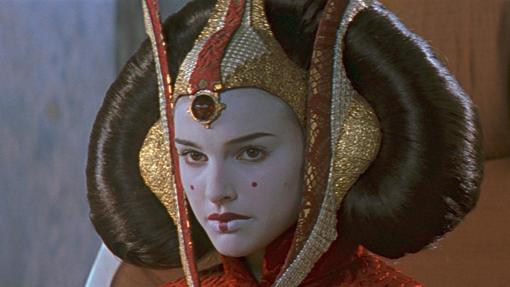 Los imprevistos del doblaje: Cuando un personaje habla con dos (o tres) voces distintas