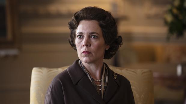 El exsecretario de prensa de Isabel II, indignado con «The Crown»