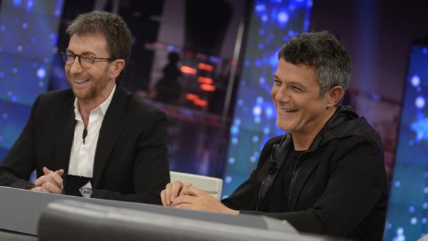 El esotérico truco de Alejandro Sanz: «Llevo de gira un guía espiritual»