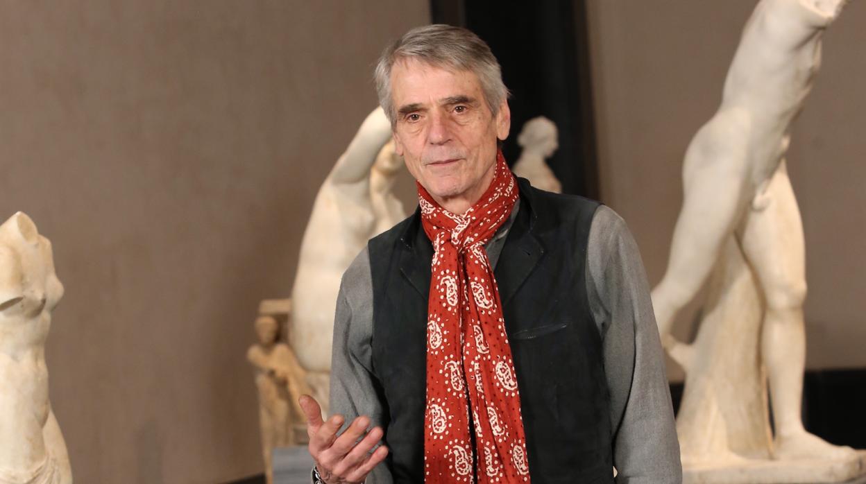 El actor británico Jeremy Irons, en el Museo del Prado