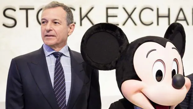 Bob Chapek sustituye a Bob Iger al frente de Disney con la guerra del «streaming» en el horizonte