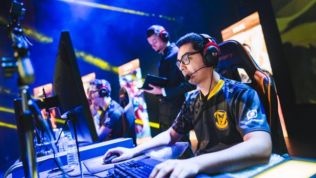 La audiencia se engancha a los eSports, el único deporte que no descansa