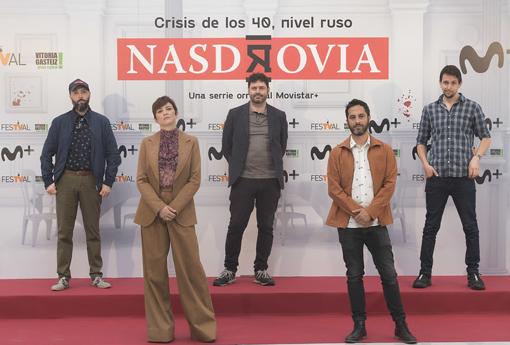 «Nasdrovia», cuarentones esnob contra la mafia rusa