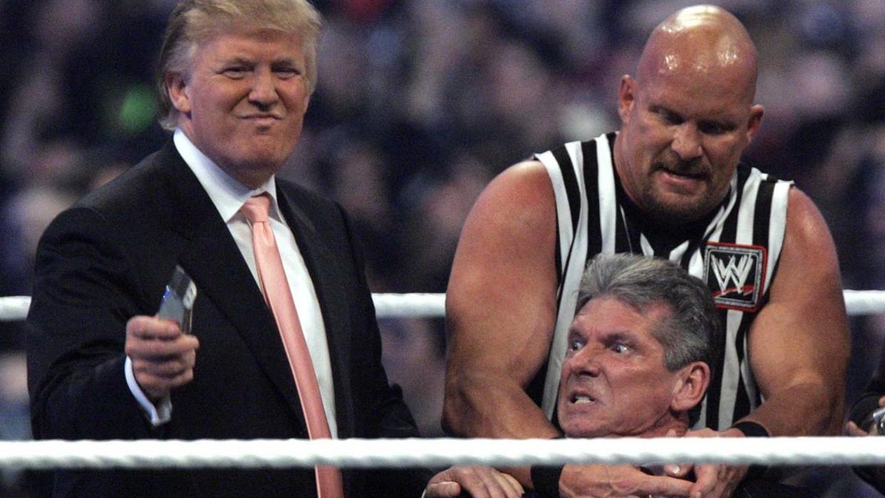 Donald Trump en uno de sus espectáculos para la WWE