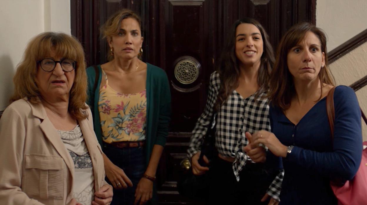 Mamen García, Toni Acosta, Nuria Herrero y Malena Alterio en «Señoras del (h)AMPA»