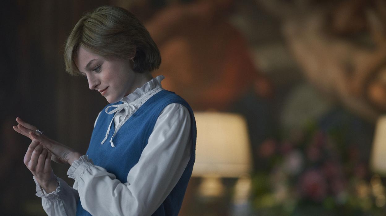 Emma Corrin interpreta a Diana Spencer en la cuarta temporada de «The Crown»