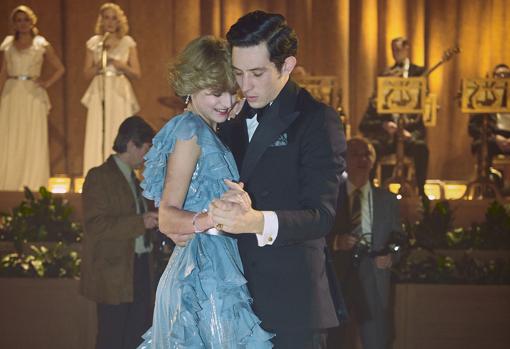 Lady Di y el Príncipe Carlos en «The Crown»