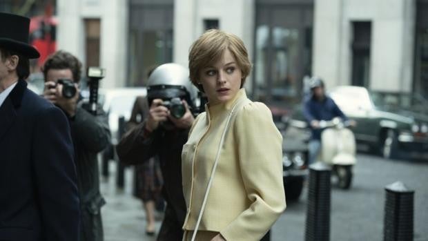 Emma Corrin, protagonista de 'The Crown': «Me costó muchísimo decir adiós a la Princesa Diana»