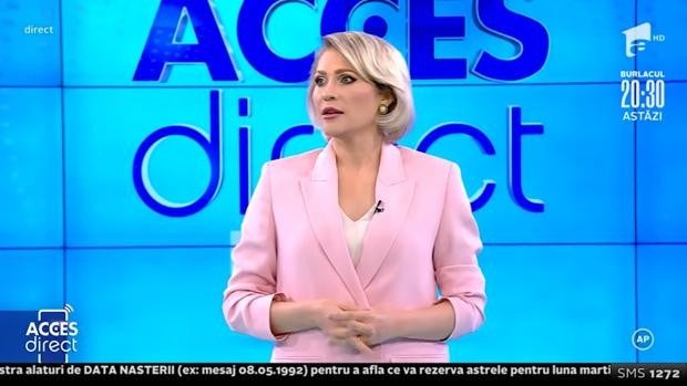 Una presentadora de televisión recibe en directo una pedrada de una mujer desnuda