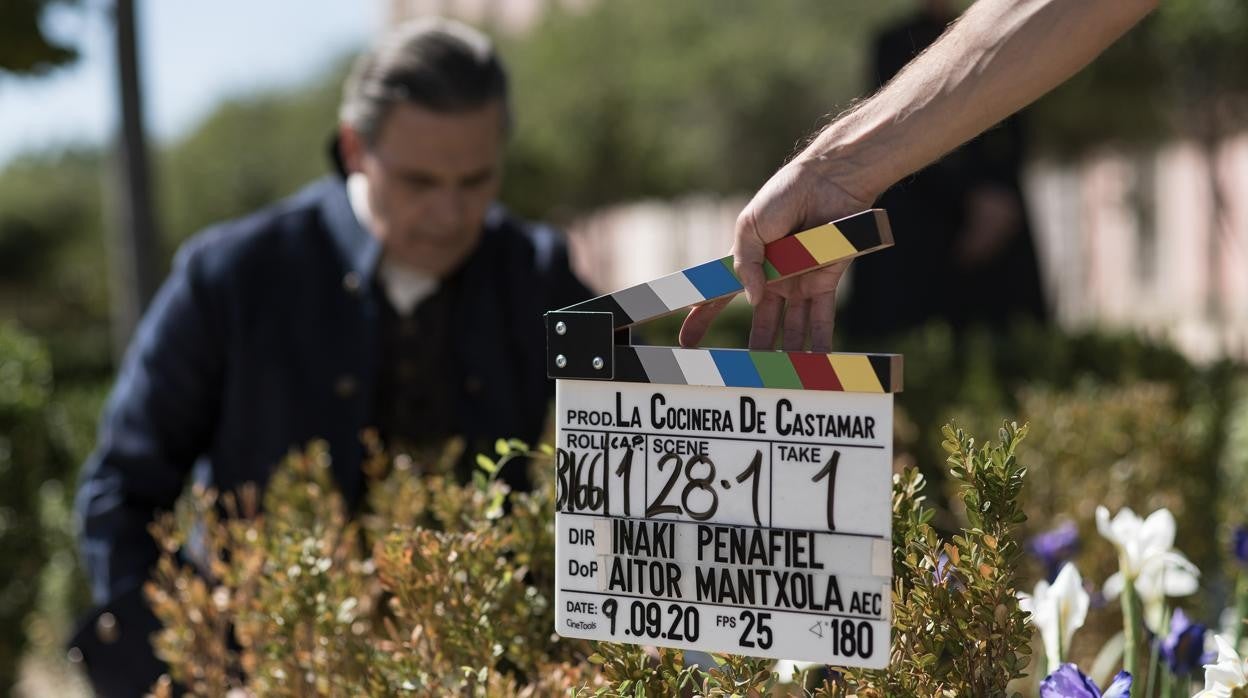 Roberto Enríquez, durante el rodaje de 'La cocinera de Castamar', serie que Antena 3 emite cada jueves a las 22.00 horas