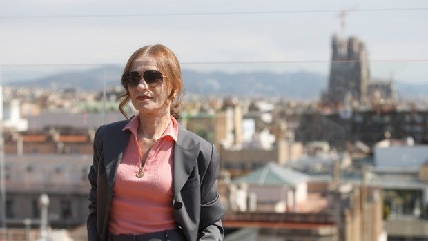 Isabelle Huppert: «Me atrae la idea de ser siempre un poco insolente»