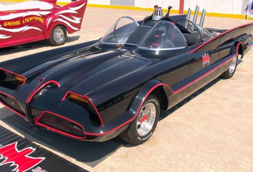 Coches y motos, los otros protagonistas de las series