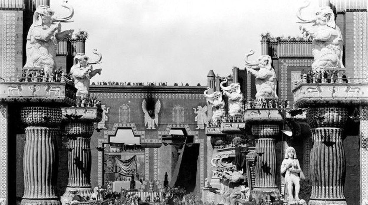 Los elefantes en 'Intolerancia', de D. W. Griffith