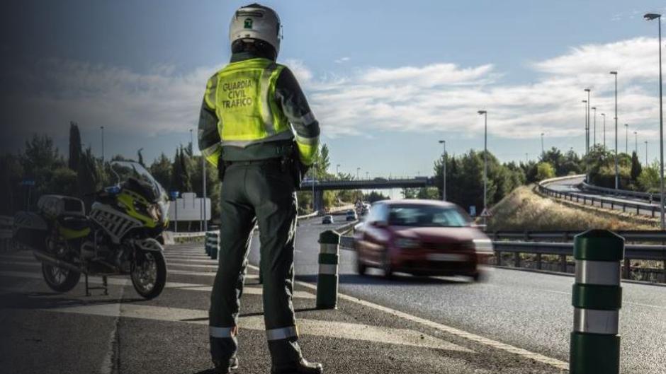 Persecuciones y sospechosos a la fuga: los casos más surrealistas de 'Control de Carreteras'