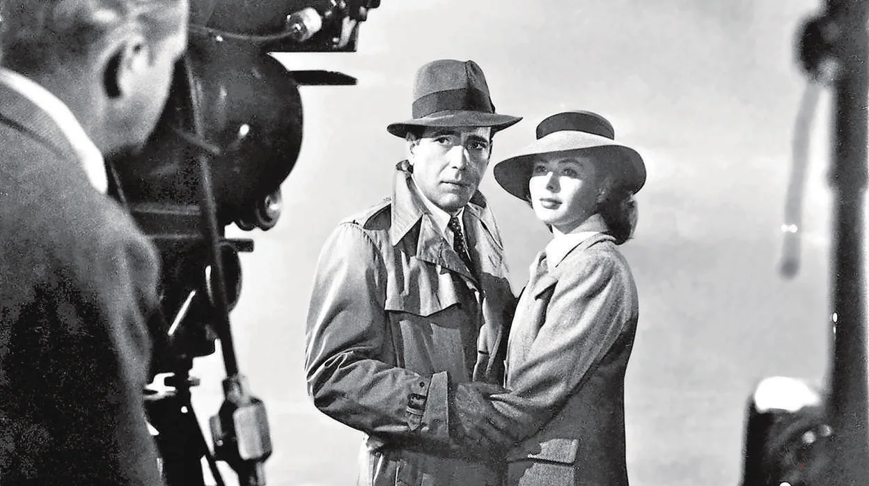 Un momento del rodaje del clásico 'Casablanca', con Humphrey Bogart e Ingrid Bergman