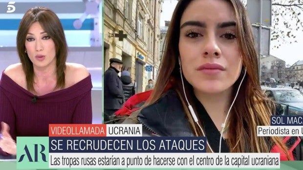 La importante decisión que ha tomado la corresponsal de Telecinco y que afecta a la hija de su guía