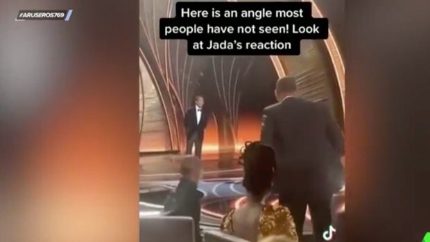 Alfonso Arús emite el vídeo con la reacción de Jada Pinkett al guantazo de Will Smith en los Oscar