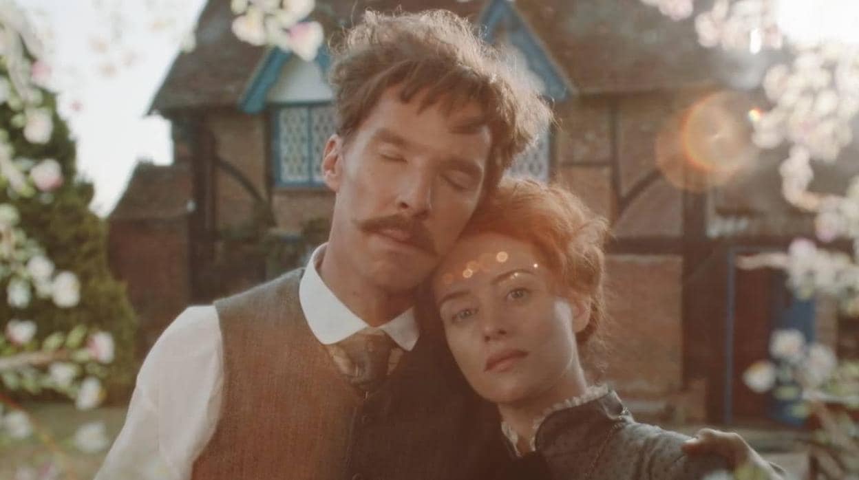 Benedict Cumberbatch y Claire Foy interpretan al pintor Louis Wain y su mujer Emily Richardson-Wain