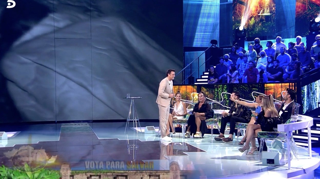 Ion Aramendi, presentador de 'Supervivientes', durante la gala.