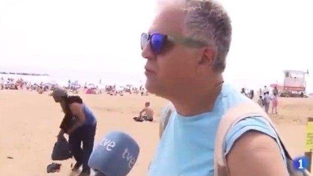 «¡El bolso!», el inaudito momento en el que las cámaras de TVE captan un robo en directo y nadie hace nada