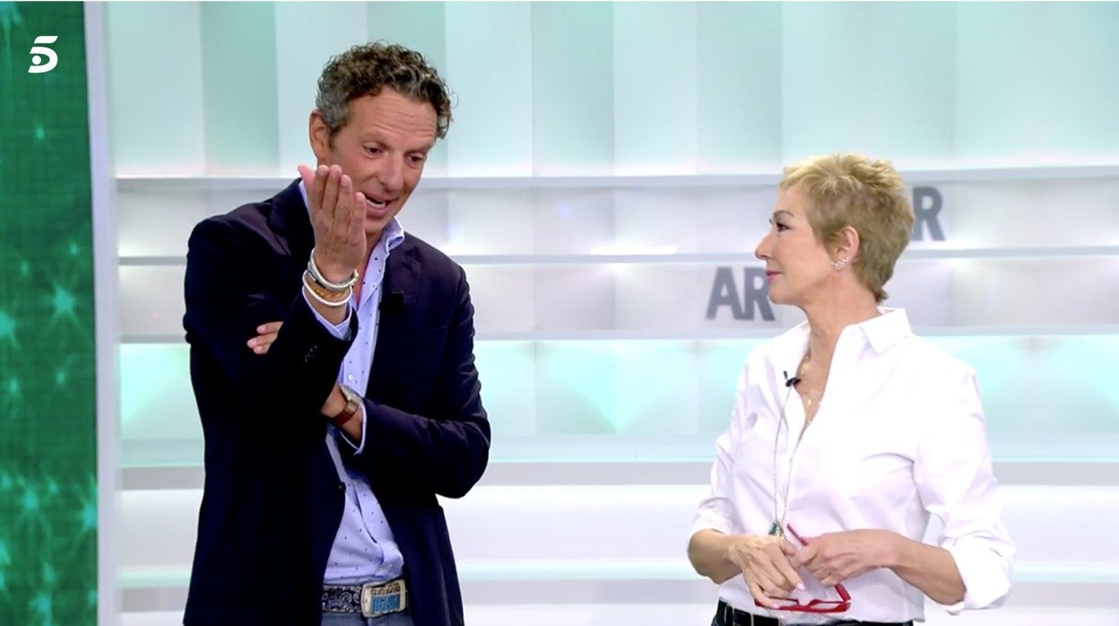 Joaquín Prat y Ana Rosa Quintana, en 'El programa de Ana Rosa'.