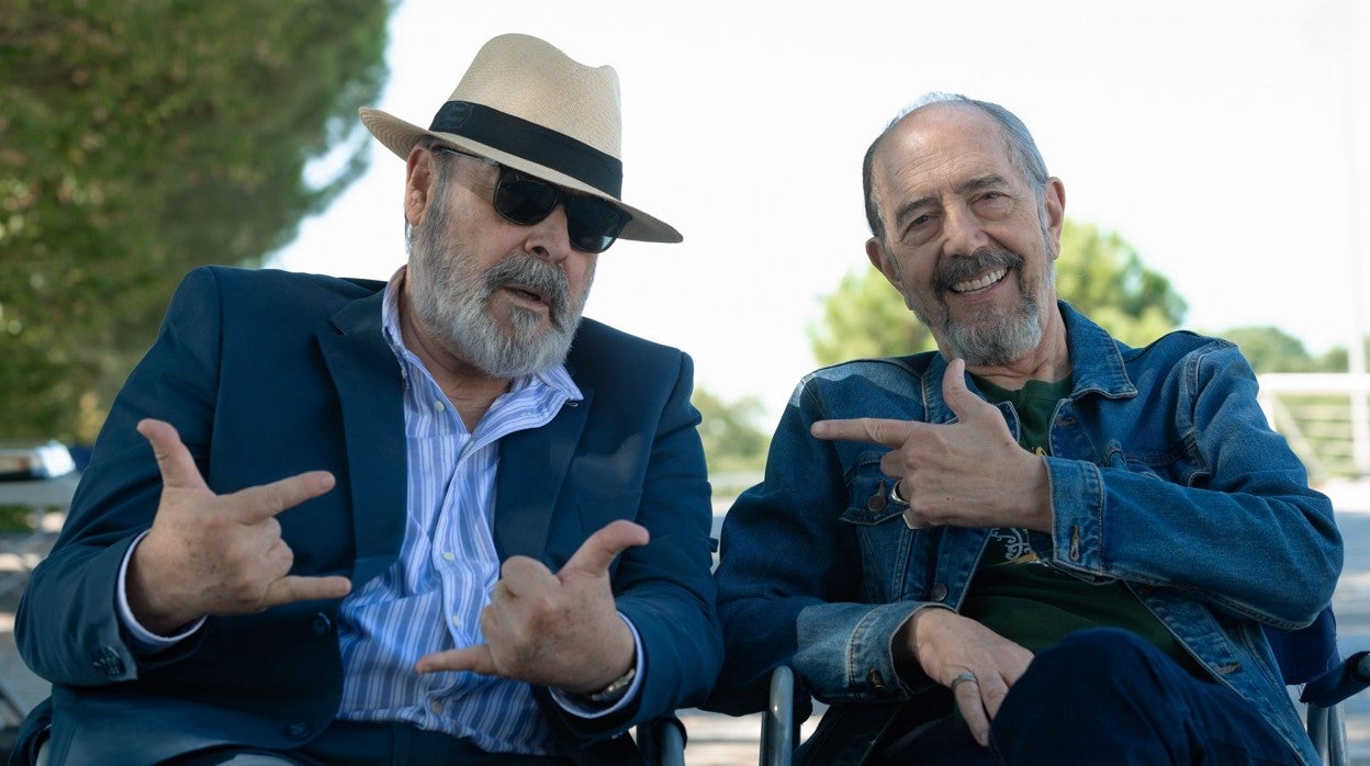 Antonio Resines y Miguel Rellán, en el rodaje de 'Sentimos las molestias'