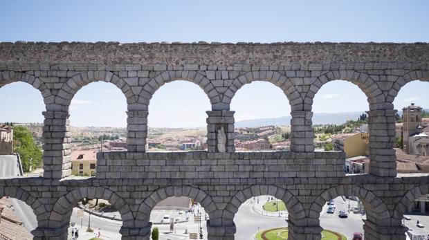 Los misterios históricos de los grandes monumentos del mundo