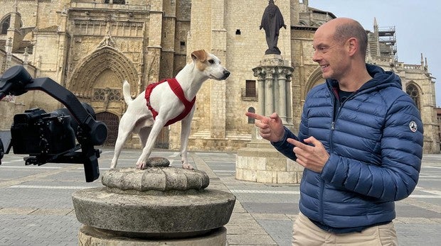 Llega a La 2 ‘Pipper en Ruta’, el primer perro turista que ha dado la vuelta a España