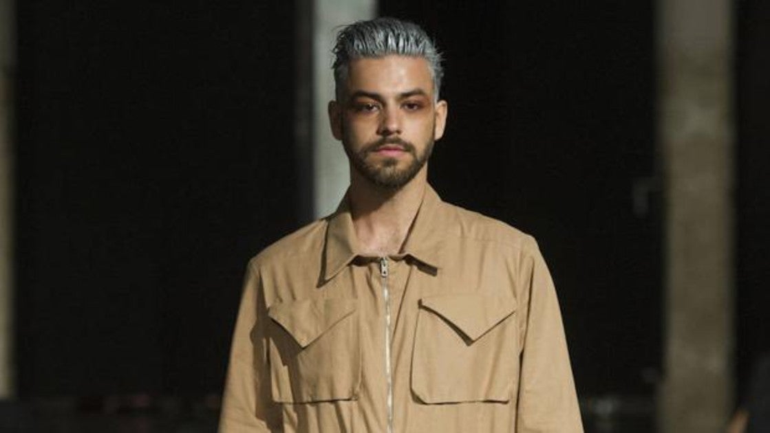 Agoney, durante un desfile