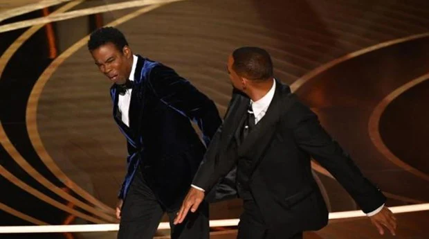 El vacile de Will Smith tras la bofetada a Chris Rock en los Oscar