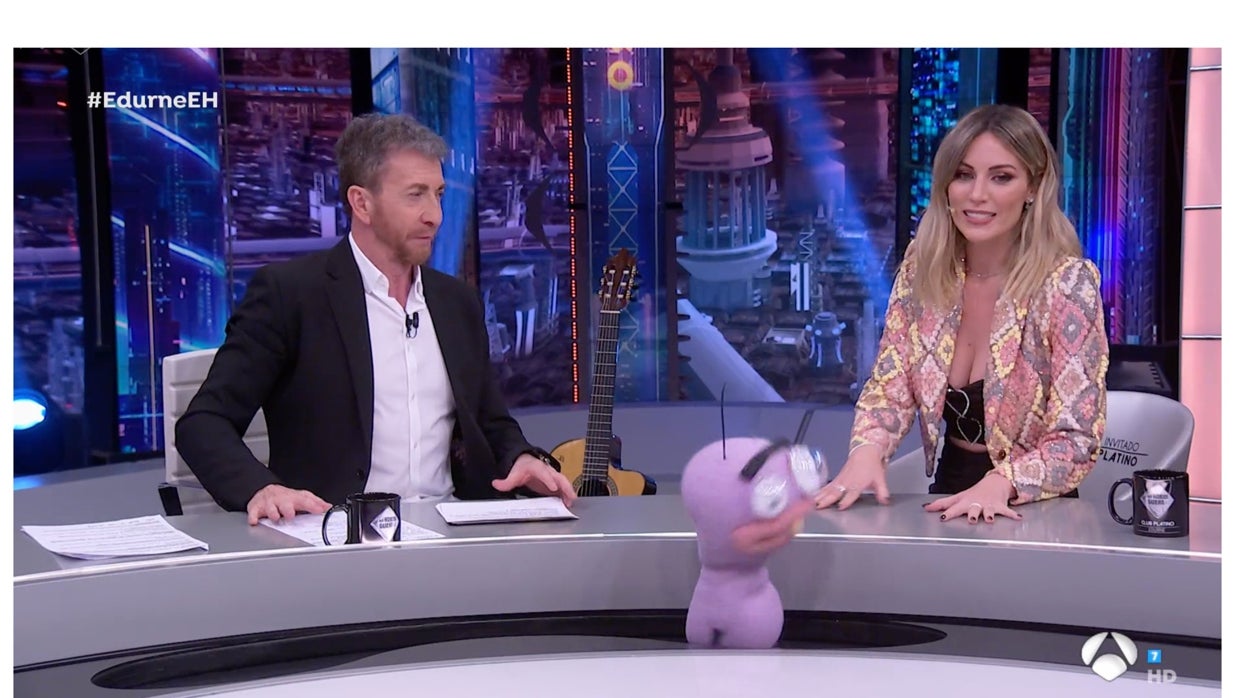Edurne y Pablo Motos en 'El Hormiguero'