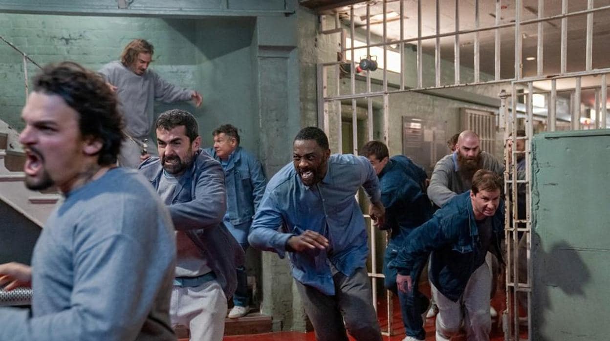 Idris Elba regresa al personaje en la película 'Luther: cae la noche'