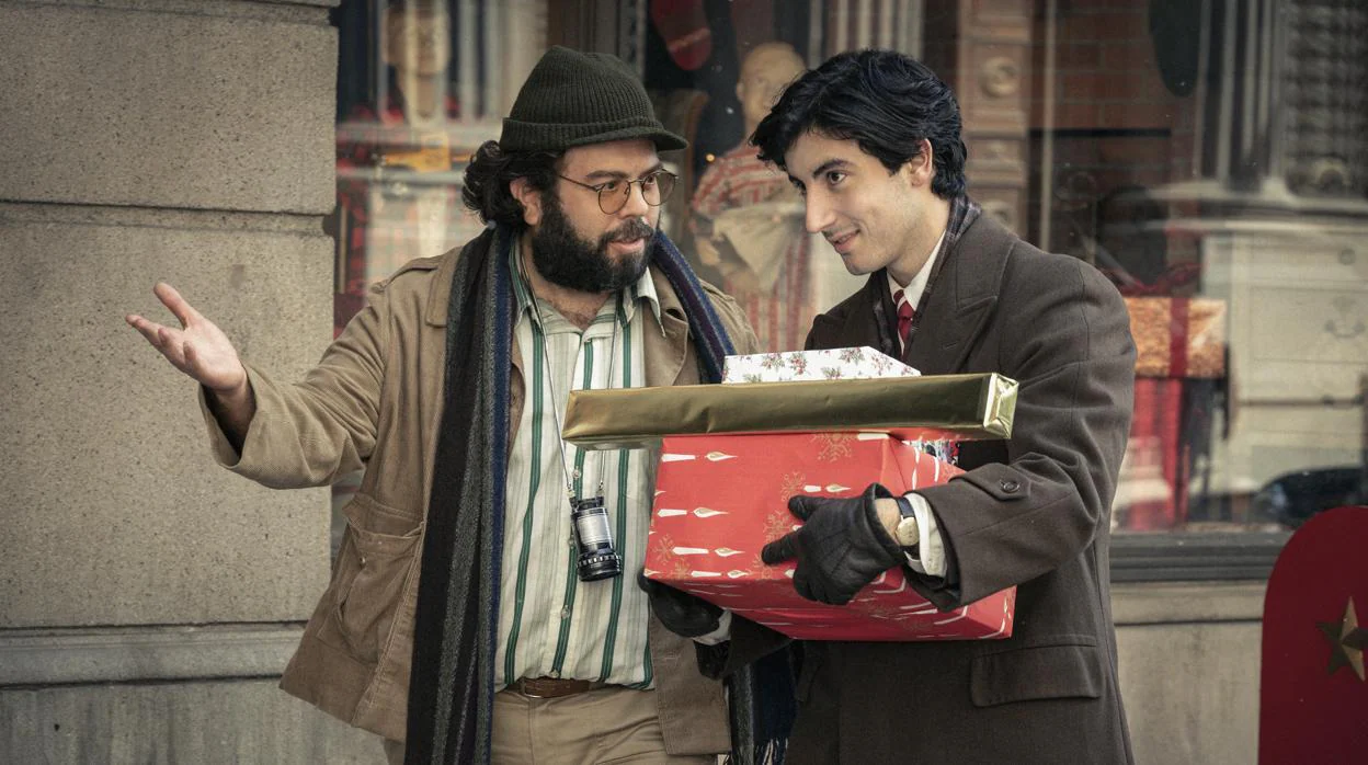 Los actores Dan Fogler y Anthony Ippolito, como Coppola y Pacino en ‘The Offer’