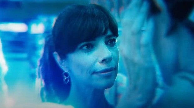 Maribel Verdú enloquece a las redes por su llegada al cine de superhéroes: «La única que te sale en The Flash y en Superlópez»