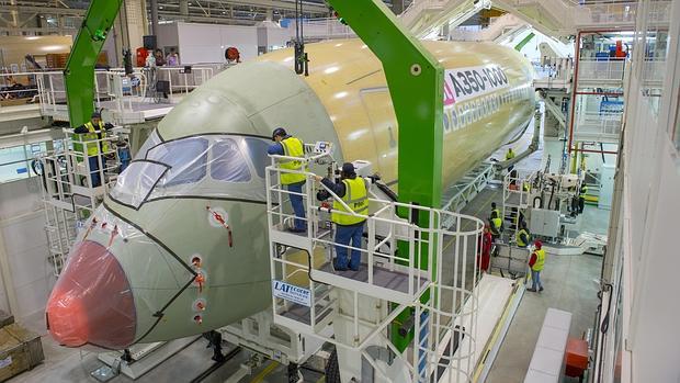 Airbus gana otra partida a Boeing y asegura la carga de trabajo en Cádiz