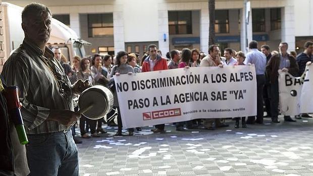 El Ayuntamiento de Cádiz enmienda la plana a Junta y PP: indemniza a un ALPE