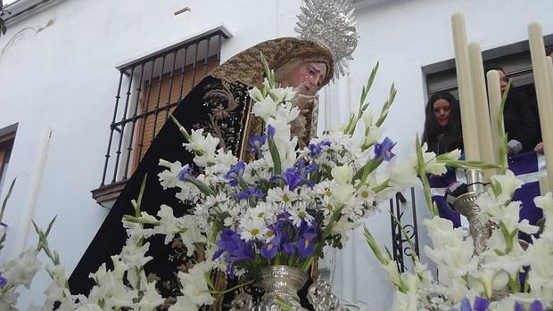 Virgen de los Dolores en Zahara de la Sierra calle manchega