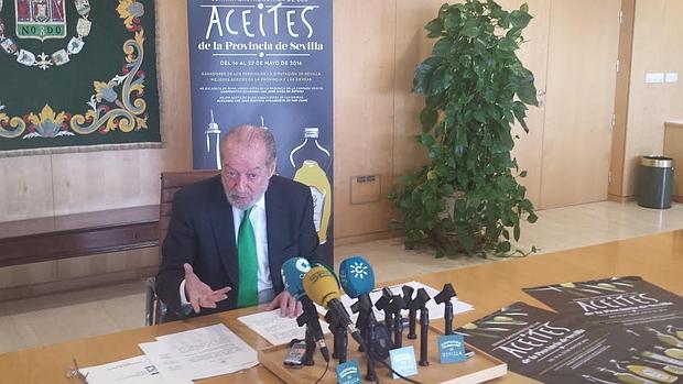 Fernando Rodríguez Villalobos, durante el acto de presentación