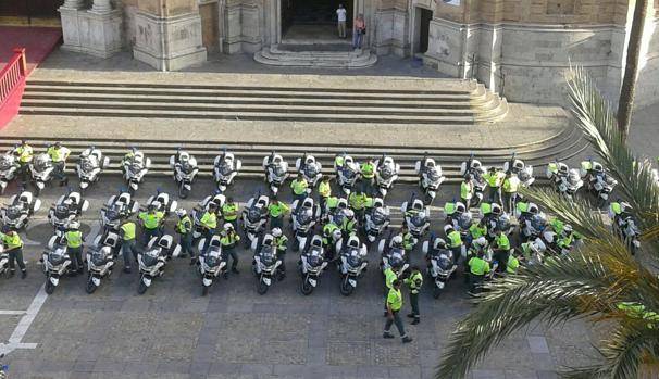 La Catedral se llena de guardias civiles motoristas