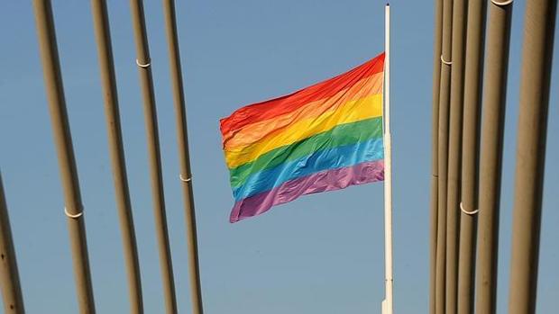 La bandera arcoíris ondeará en la Casa Consistorial