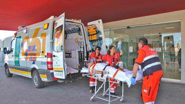 El 061 de Cádiz atiende 58 accidentes de tráfico en la primera operación salida del verano