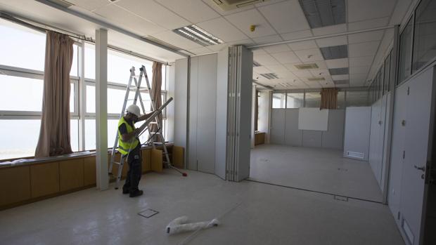 Las obras del Pirulí para albergar la Comisaría provincial estarán acabadas a final de mes