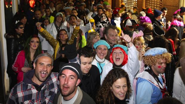 Las ilegales llenarán de coplas mañana las calles del casco histórico de Cádiz