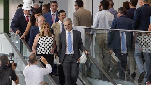 Visita de Susana Díaz al Hospital de la Línea